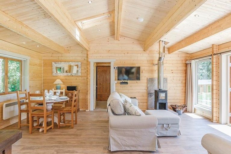 Peckmoor Farm Lodges Crewkerne, Dorset Self Catering Holiday Lodges