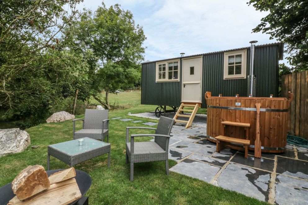Pengally Farm Cornwall Shepherds huts