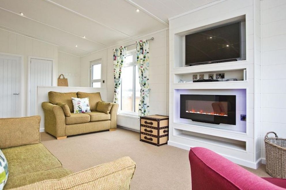 Piran Meadows Resort and Spa Cornwall lodges for rent