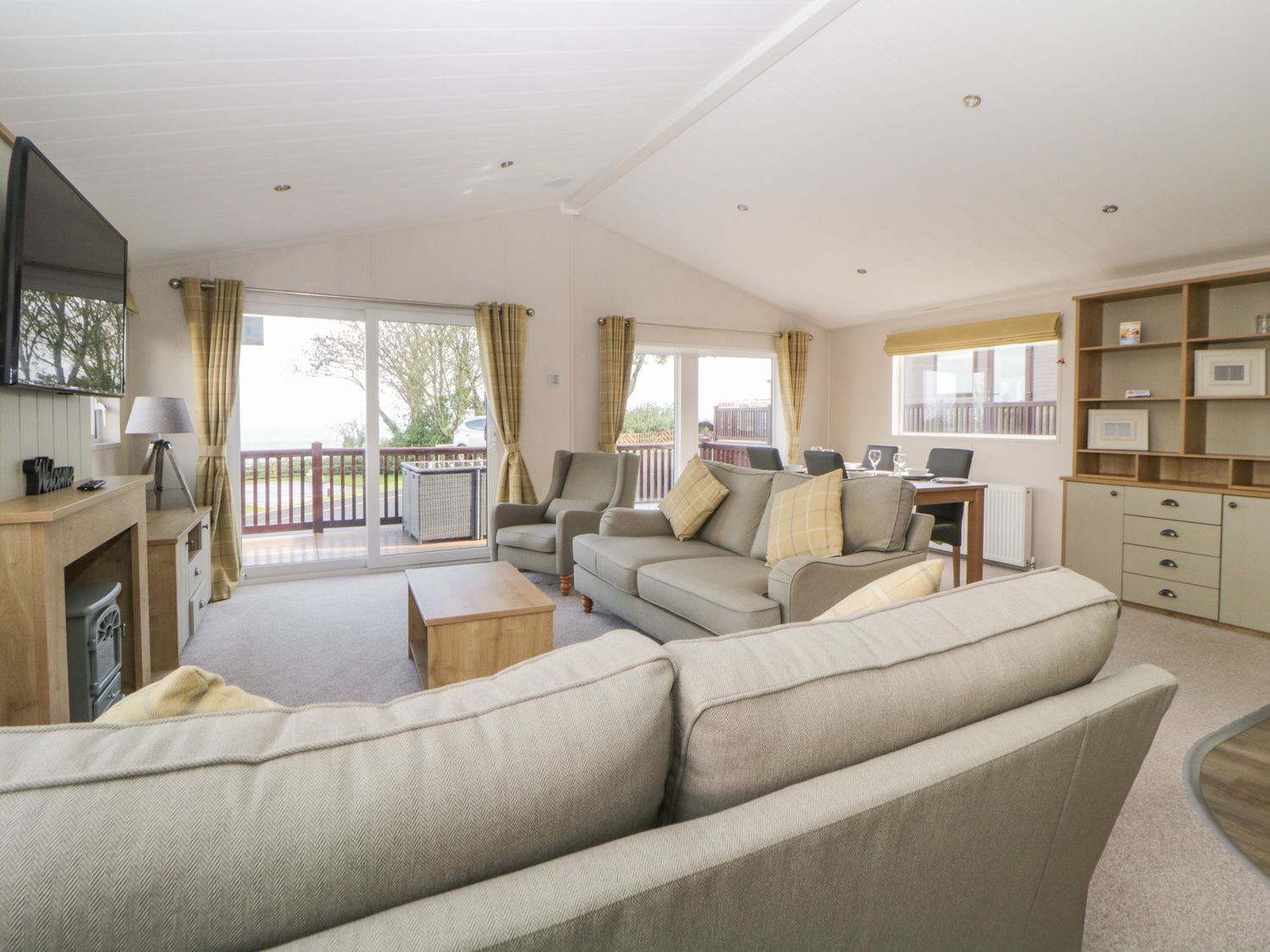 Riviera Bay Brixham, Devon Self Catering Holiday Lodges