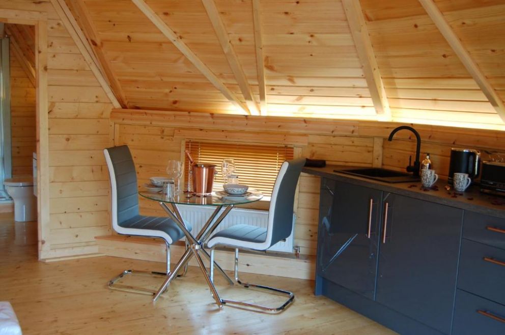 Romantic Rural Retreats in Crewkerne Crewkerne, Somerset Self