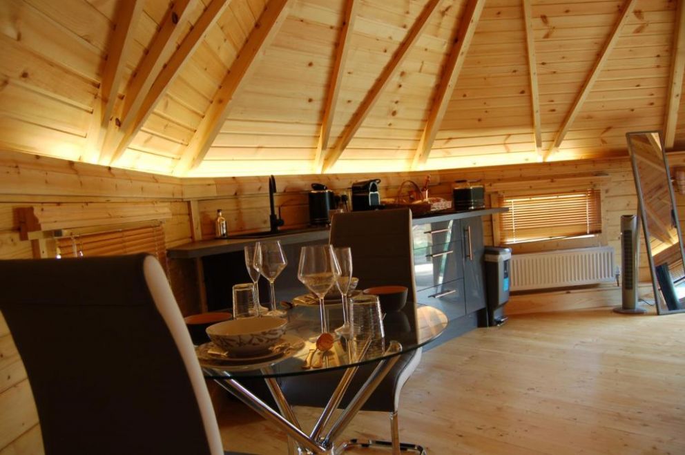 Romantic Rural Retreats in Crewkerne - for rent with hot tub