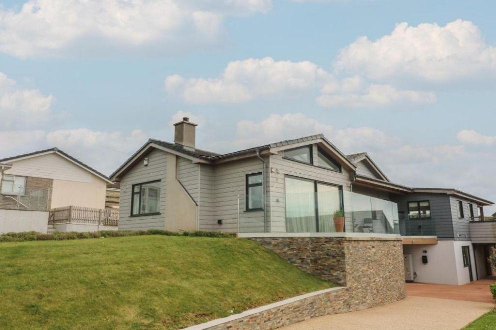 Seashells, 17 Channel View South Devon