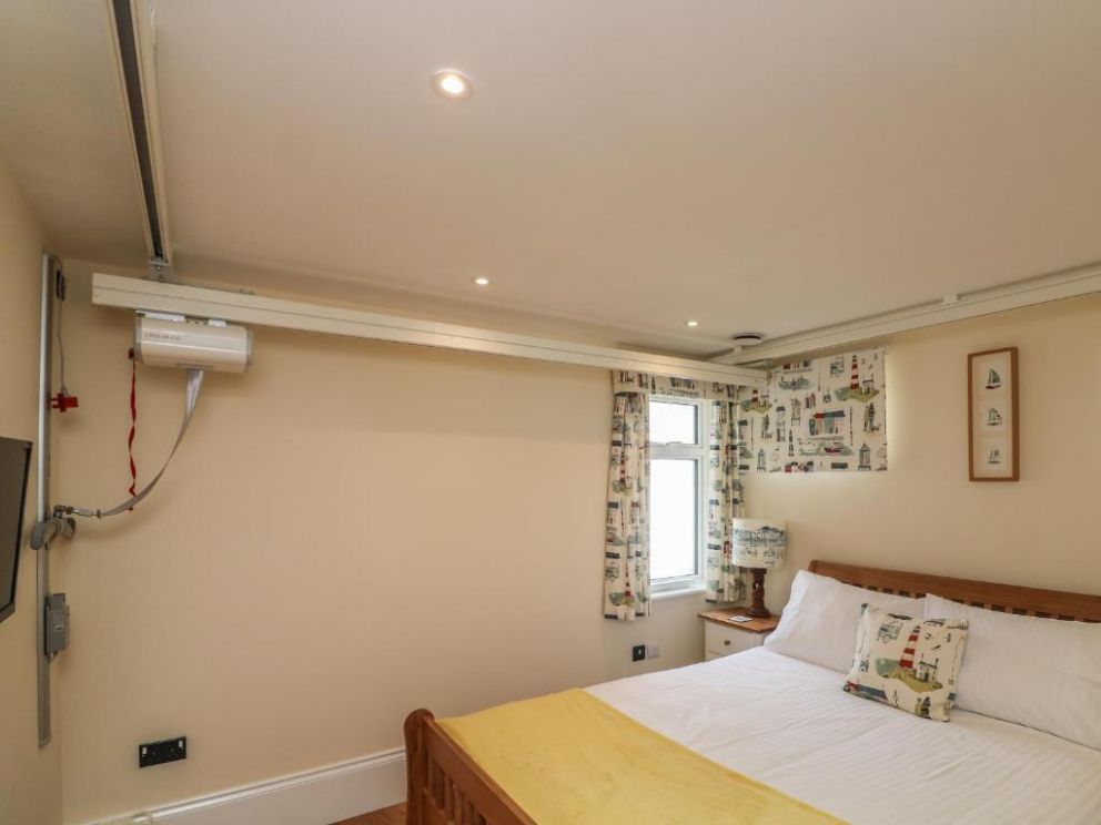 Seashells, 17 Channel View South Devon