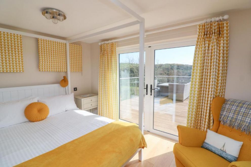 Seashells, 17 Channel View South Devon