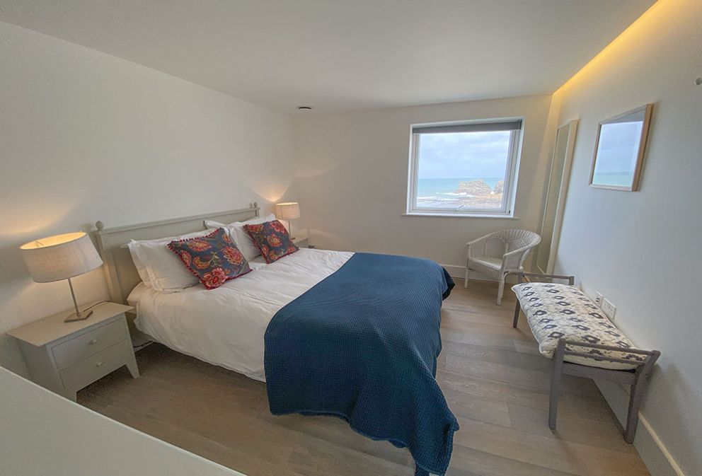 Shore Edge, Portreath