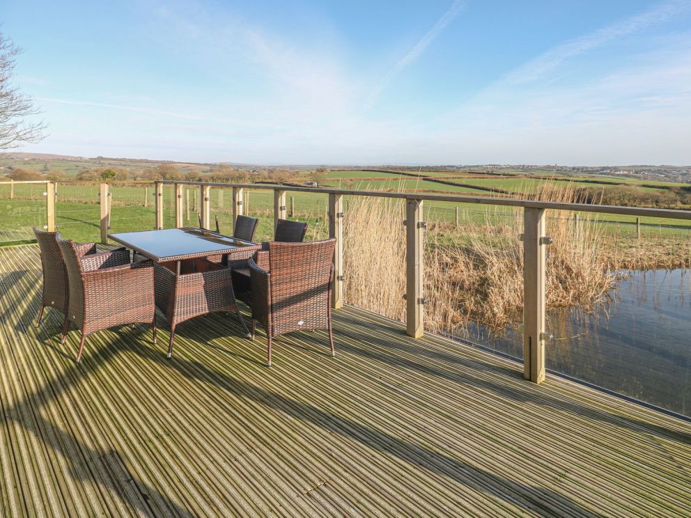 Southern Halt Cornwall luxury pet friendly lodges