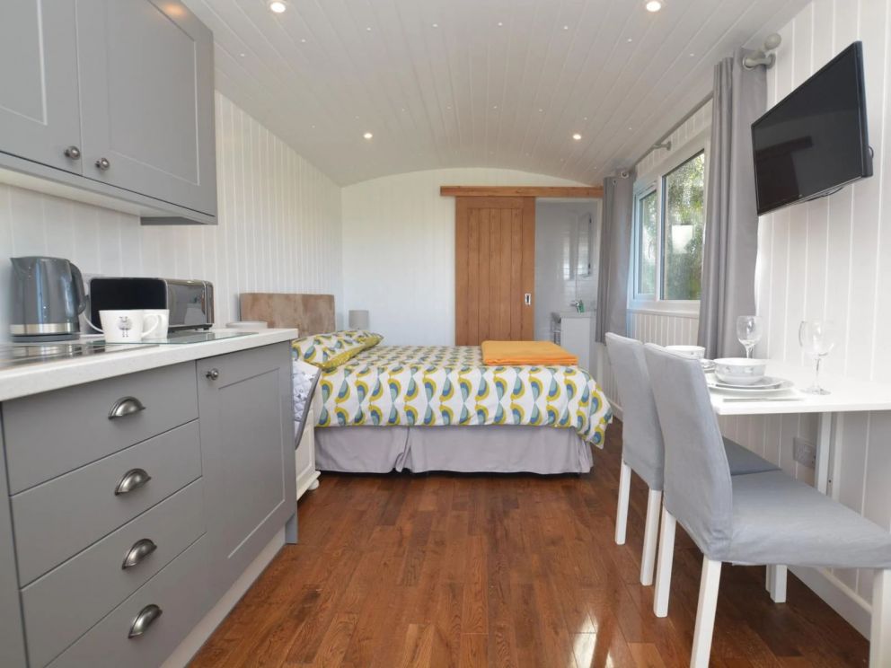 Shepherds Hut at Copse Gate Farm  Dorset