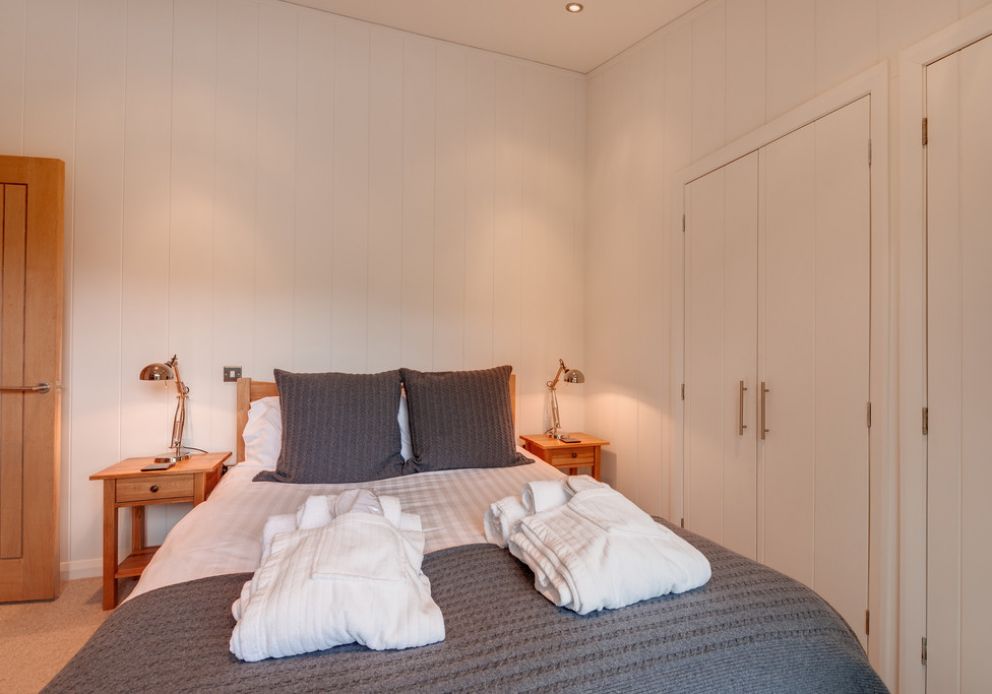 Stonerush Lakes Cornwall