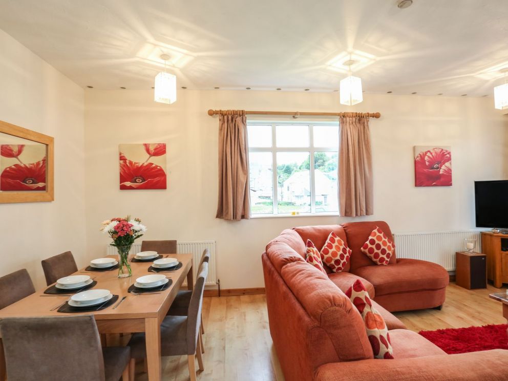 The Cabin in Coombe Martin - for rent in coastal village