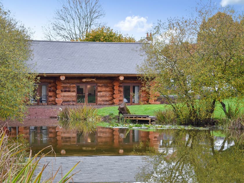 The Hollacombe Lodge - Crediton, Devon | Self Catering Holiday Lodges