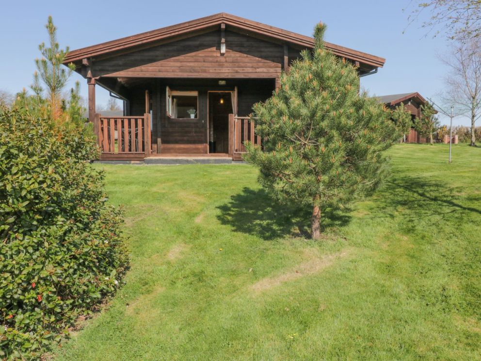 Tregullon Holiday Lodges Cornwall