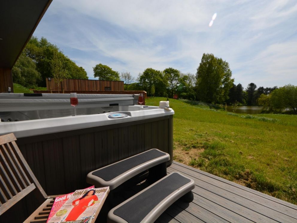 West Pitt Lakes & Lodges Devon