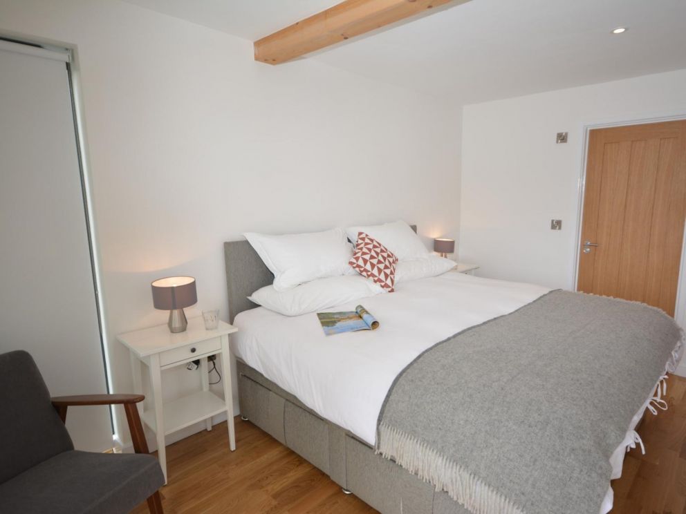 West Pitt Lakes & Lodges Devon