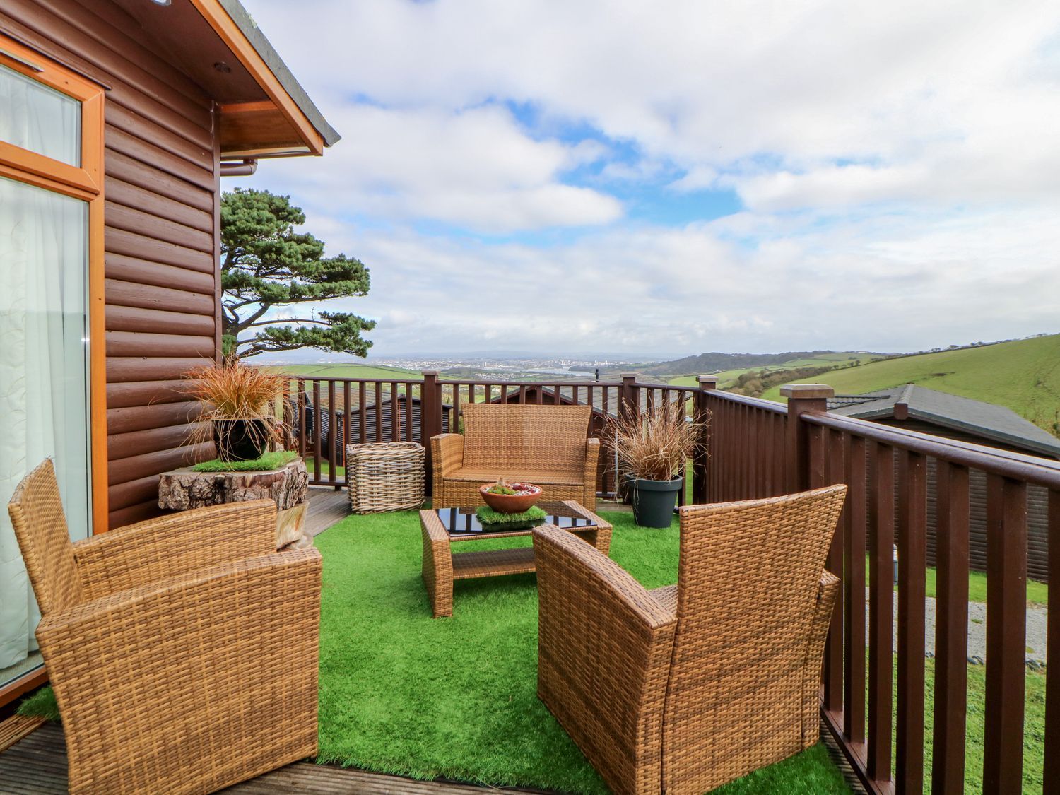 Whitsand Bay Holiday Park Torpoint, Cornwall Self Catering Holiday