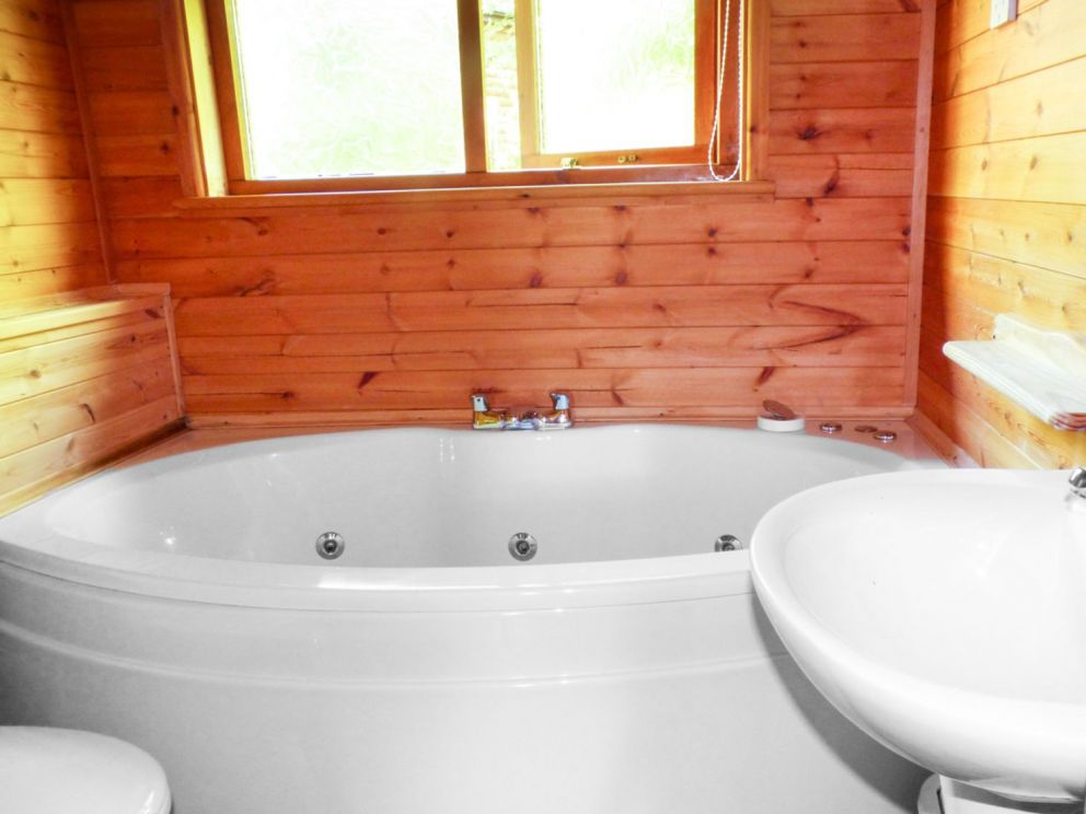 Acorn Lodge Carmarthenshire