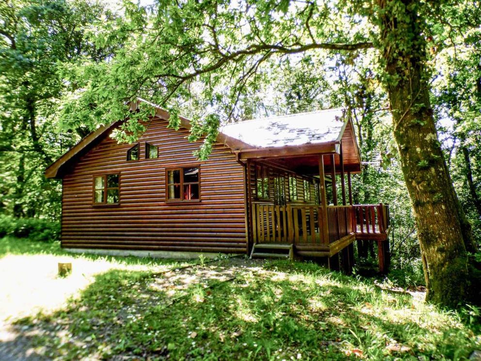 Acorn Lodge Carmarthenshire