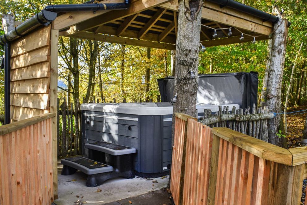 Acre Luxury Lodges-Cedar Lodge