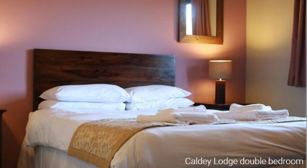 Bluestone National Park Resort - Lodges for rent on holiday park with pool and spa