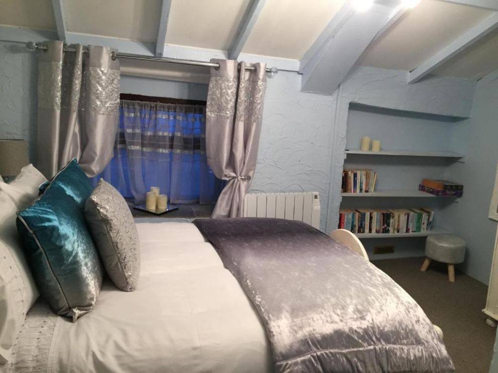 Byre Cottages, Blaenplwyf, Cardigan - pet friendly, holiday cottages for rent with wood burning stove, close to the beach with sea views in Ceredigan, Wales