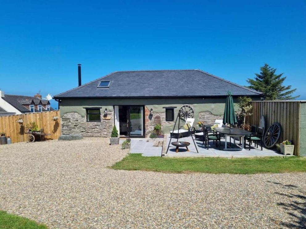 Byre Cottages, Blaenplwyf, Cardigan - pet friendly, holiday cottages for rent with wood burning stove, close to the beach with sea views in Ceredigan, Wales
