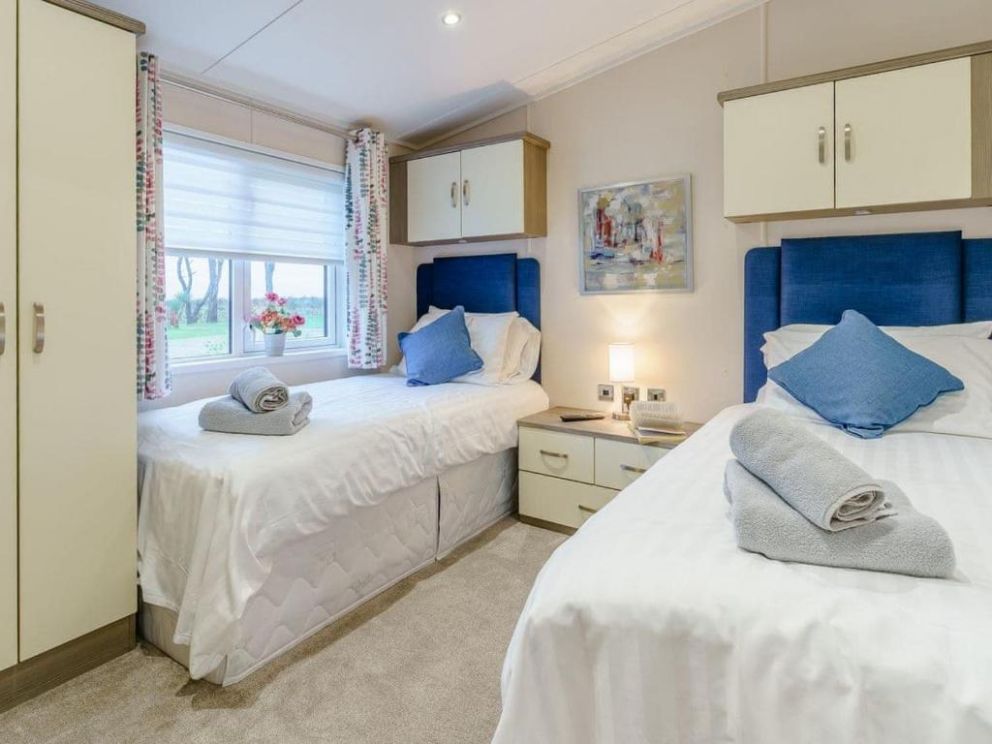 Coral Lodge at Little Haven Retreat - for rent with hot tub