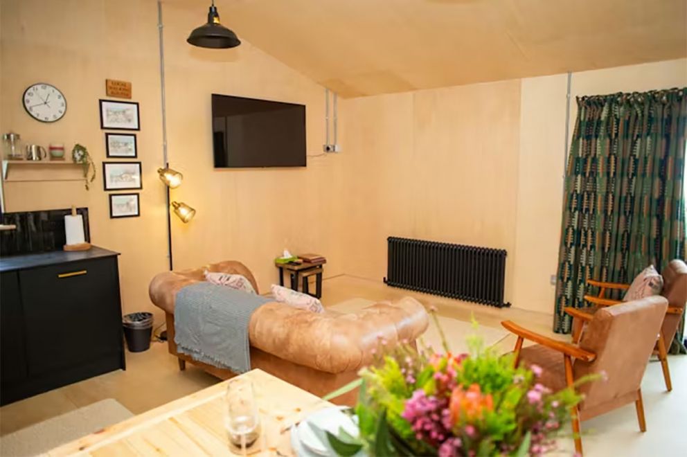 Estyn Y Dydd West Wales