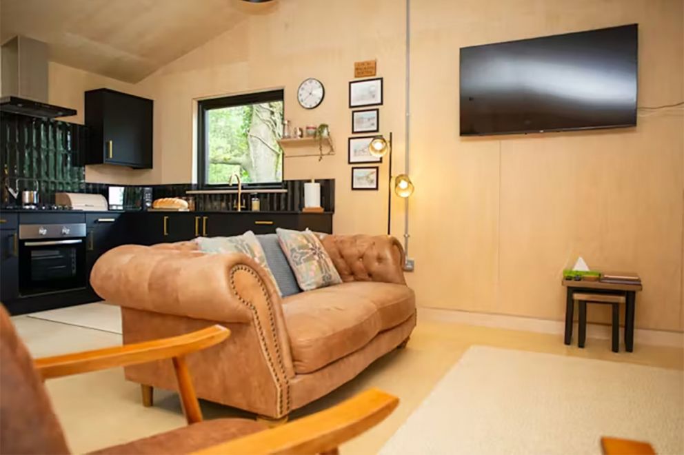 Estyn Y Dydd West Wales