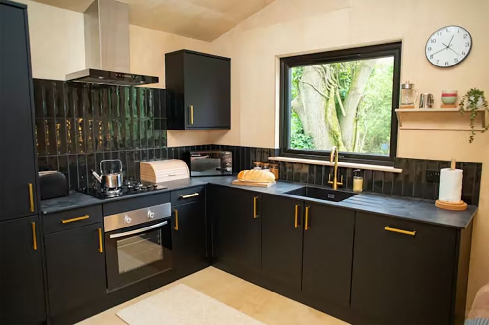 Estyn Y Dydd West Wales