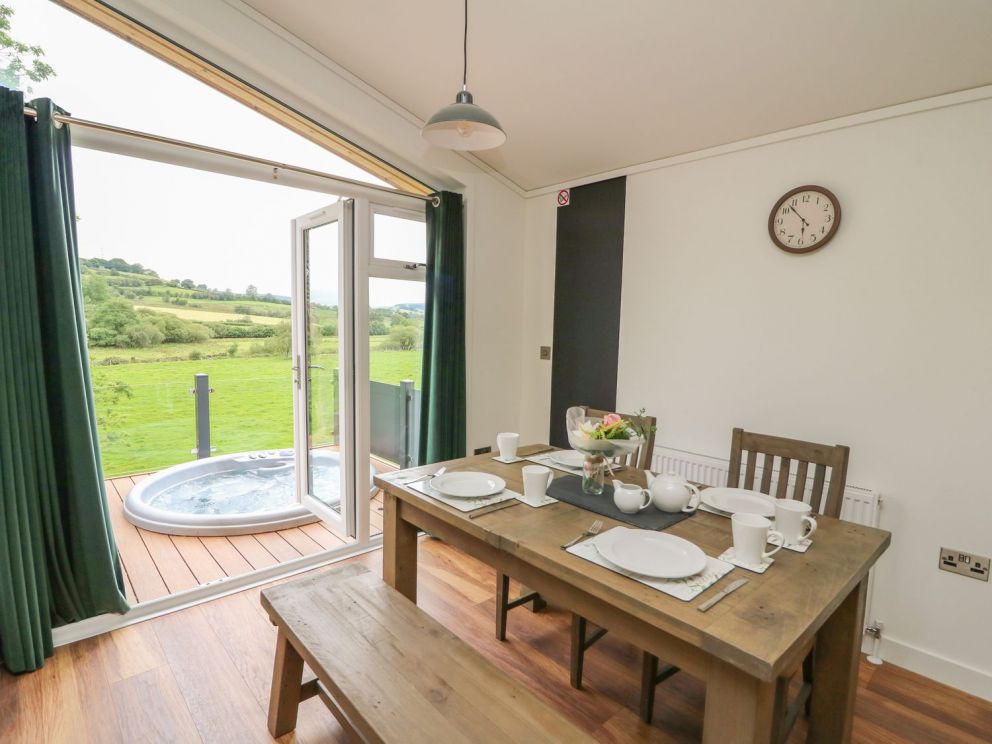 Felin Fawr Lodges Powys