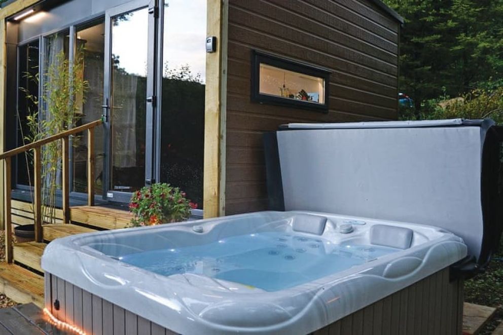 Herons Lake Retreat Flintshire