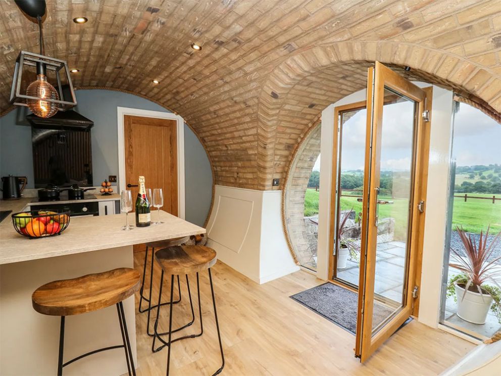 Llanfair Caereinion Hobbit Huts