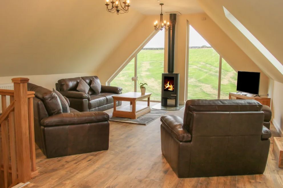 Holly Lodge Powys