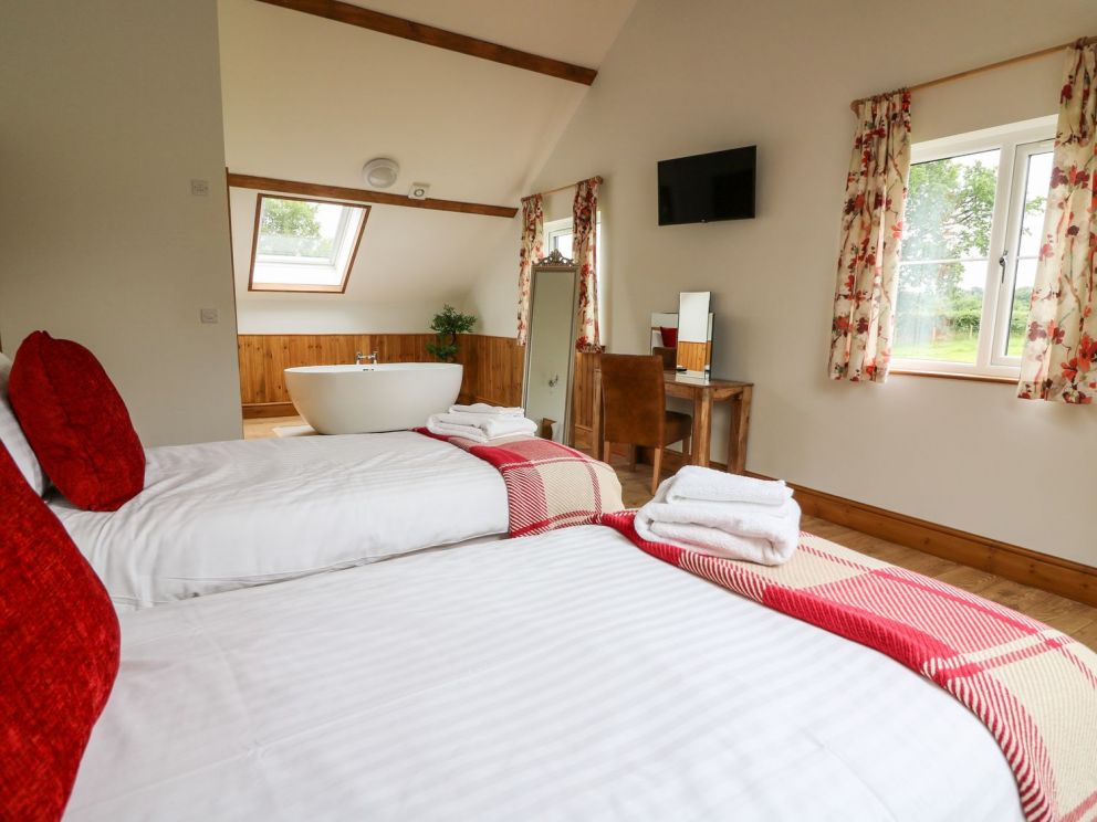 Lapwing Lodge Wales