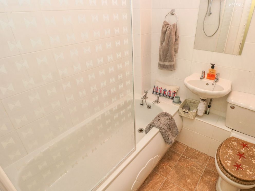 Llanteglos Estate Pembrokeshire