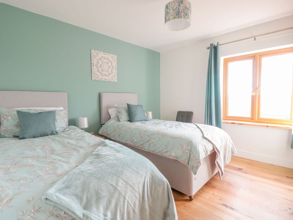 Lundy Lodge Begwyns View Wales