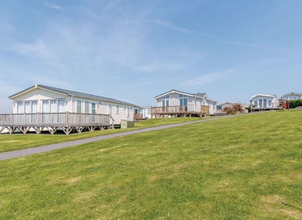 Meadow House Holiday Park Amroth, Pembrokeshire Self Catering