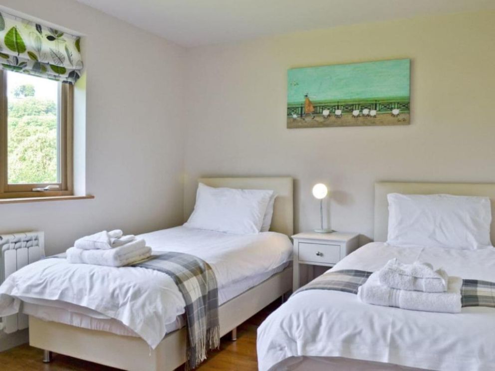 Elm Escapes Lodges Powys, Wales