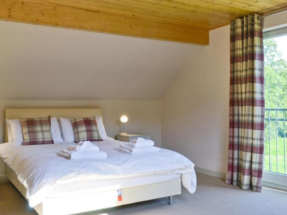 Elm Escapes Lodges Powys, Wales