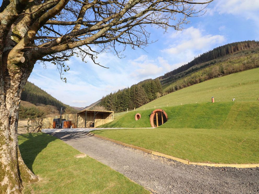 The Hobbit Huts in Wales with hot tub