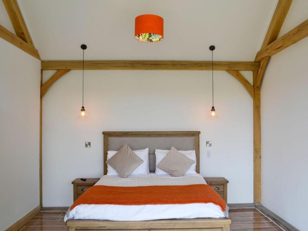 Oak View, Highgate, Powys - pet friendly holiday lodge with hot tub