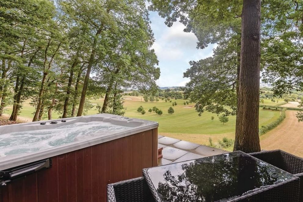 Penllwyn Lodges Powys