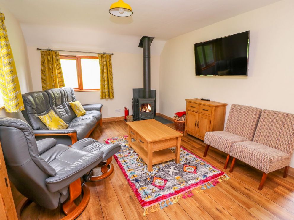 Pines Pitch Knighton, Powys Self Catering Holiday Lodges