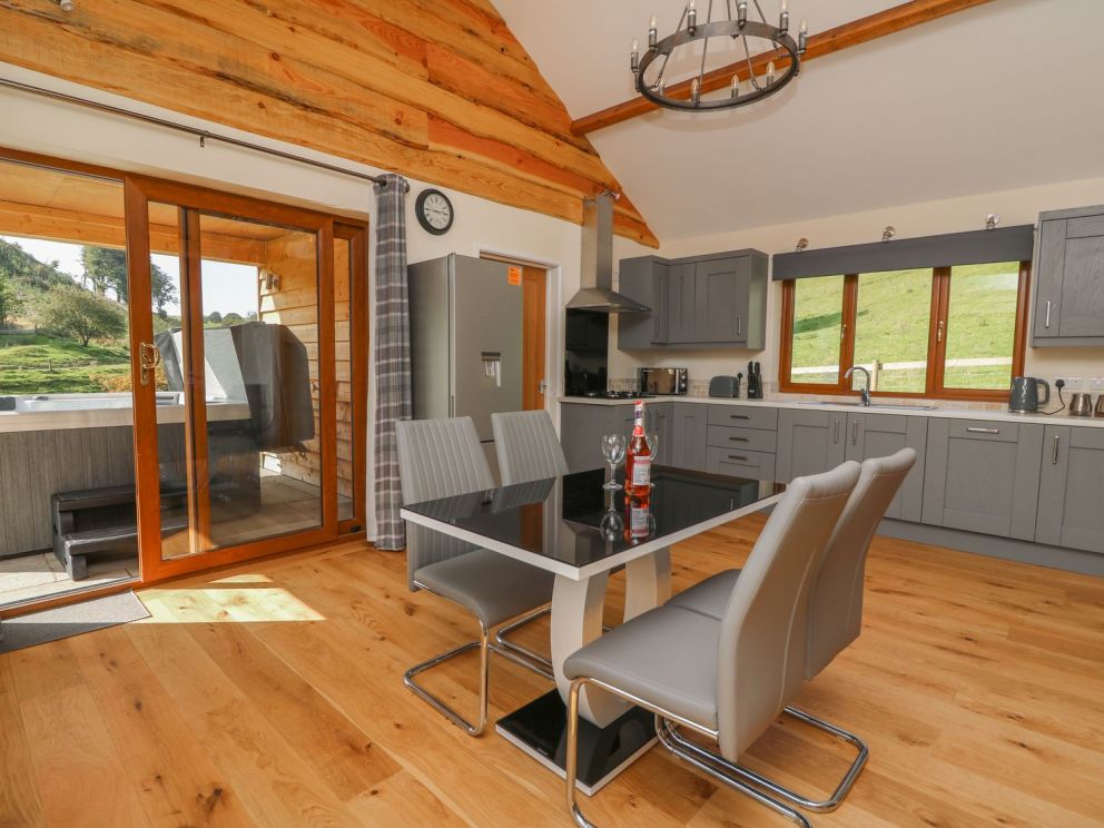 Ploony Hill Cabin Wales