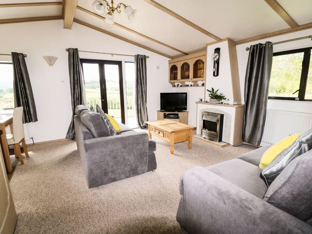 Springtime Lodge Conwy