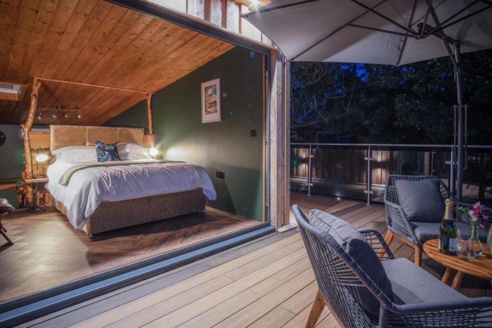Tawny Lodge - Luxurious 1 Bedroom - Blossom Farm