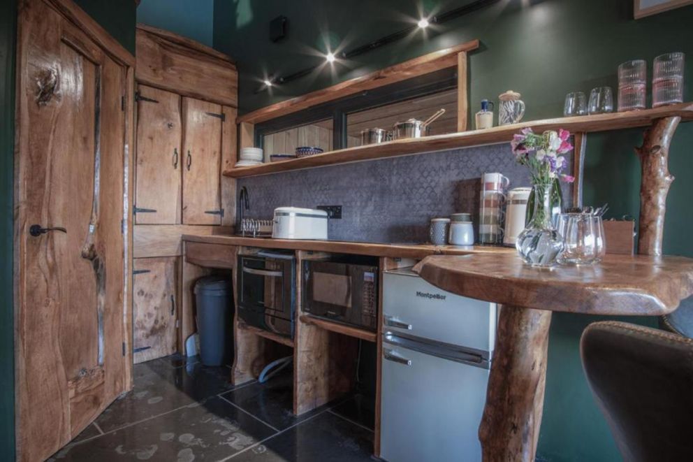 Tawny Lodge - Luxurious 1 Bedroom - Blossom Farm