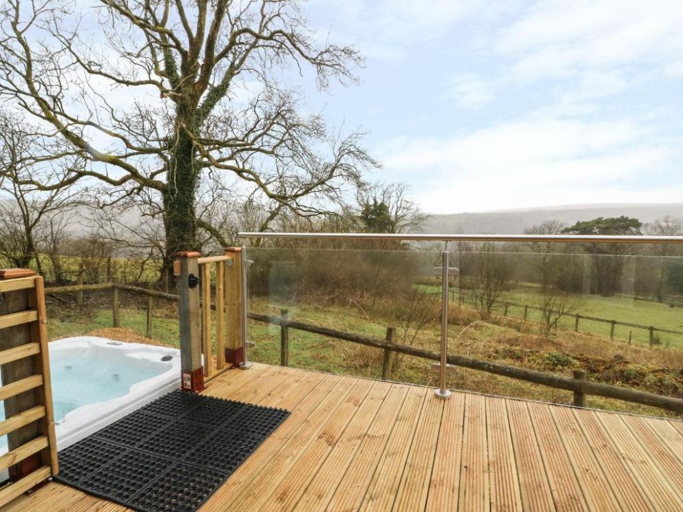 The Cabin, nr Swansea Garnant, Self Catering Holiday Lodges