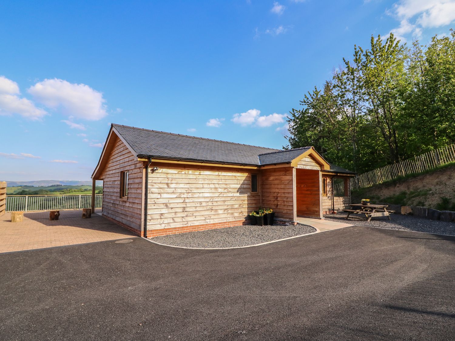 The Firs Llanidloes, Powys Self Catering Holiday Lodges