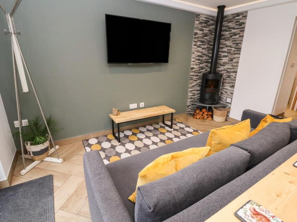 The Nest - lodge for rent close to the beach in Prestatyn, Wales